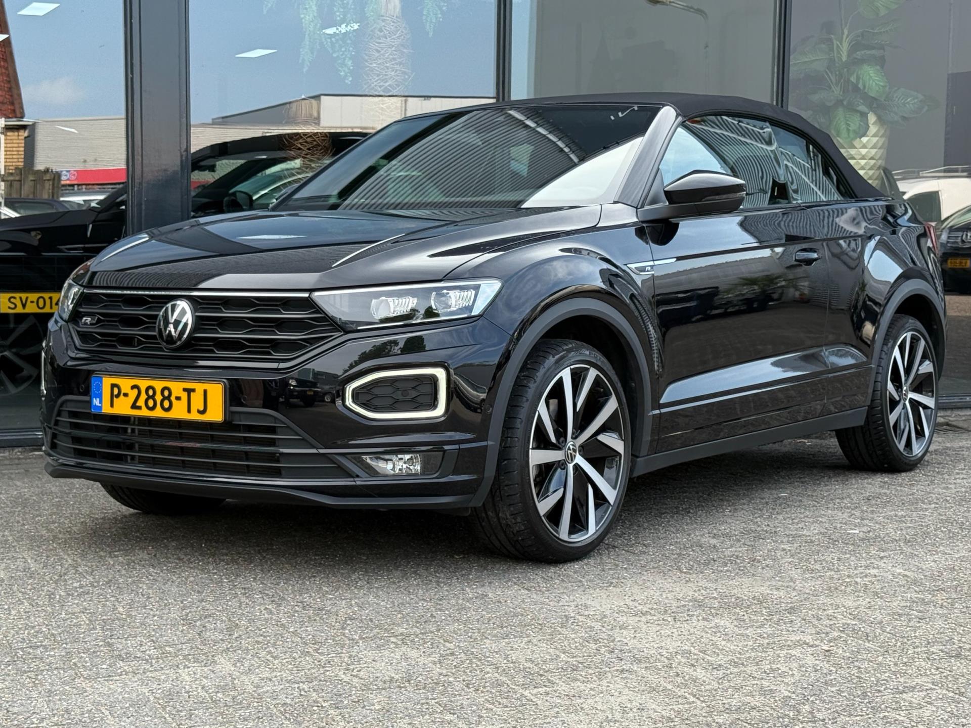 46916913-1.jpg